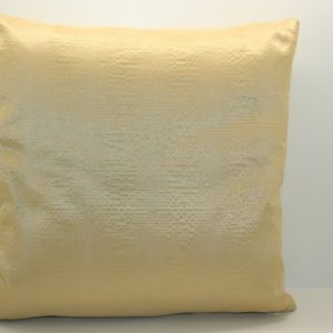 Sierkussen Tuscania – goudgeel